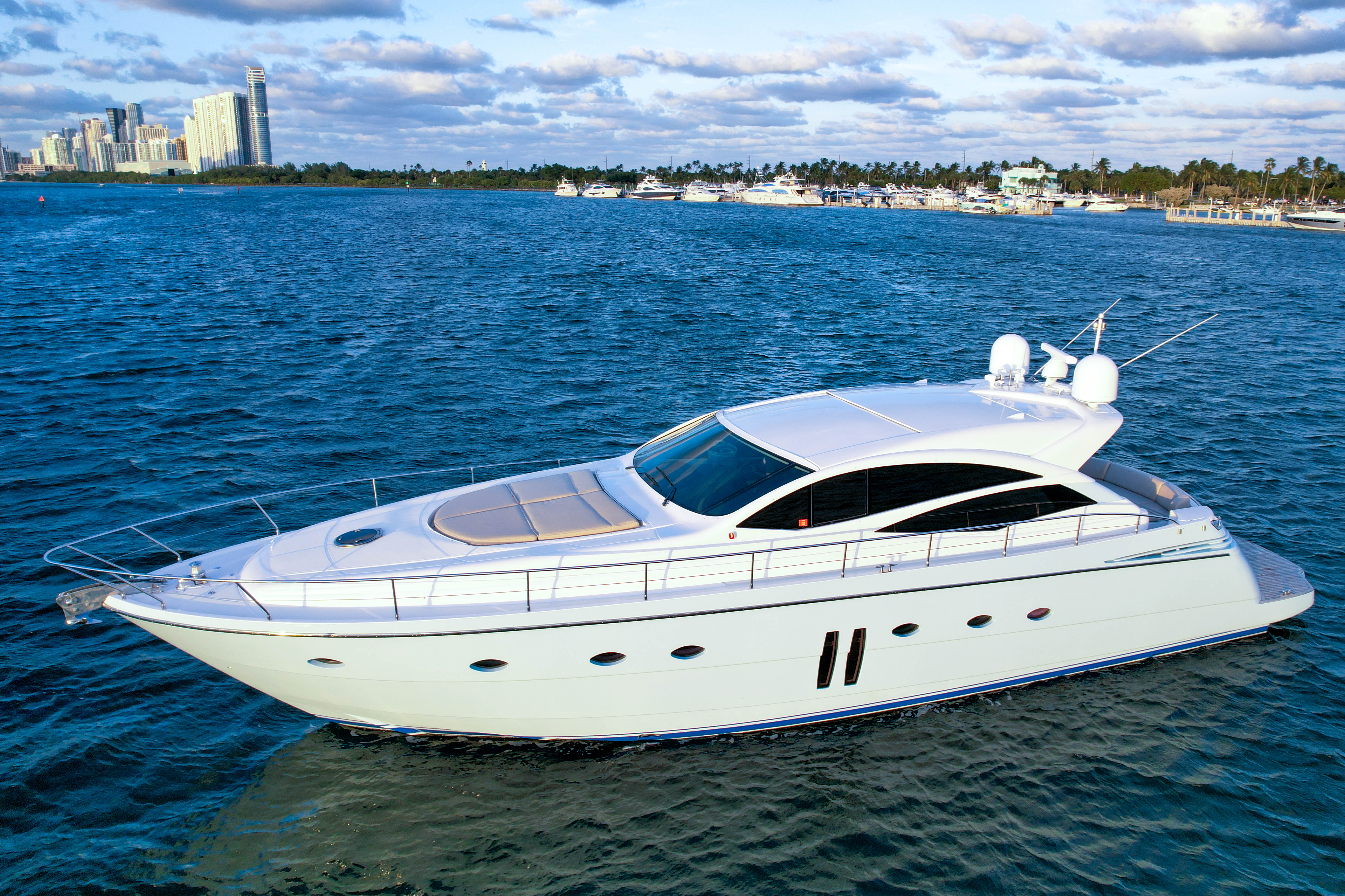 75 Foot Luxury Yacht